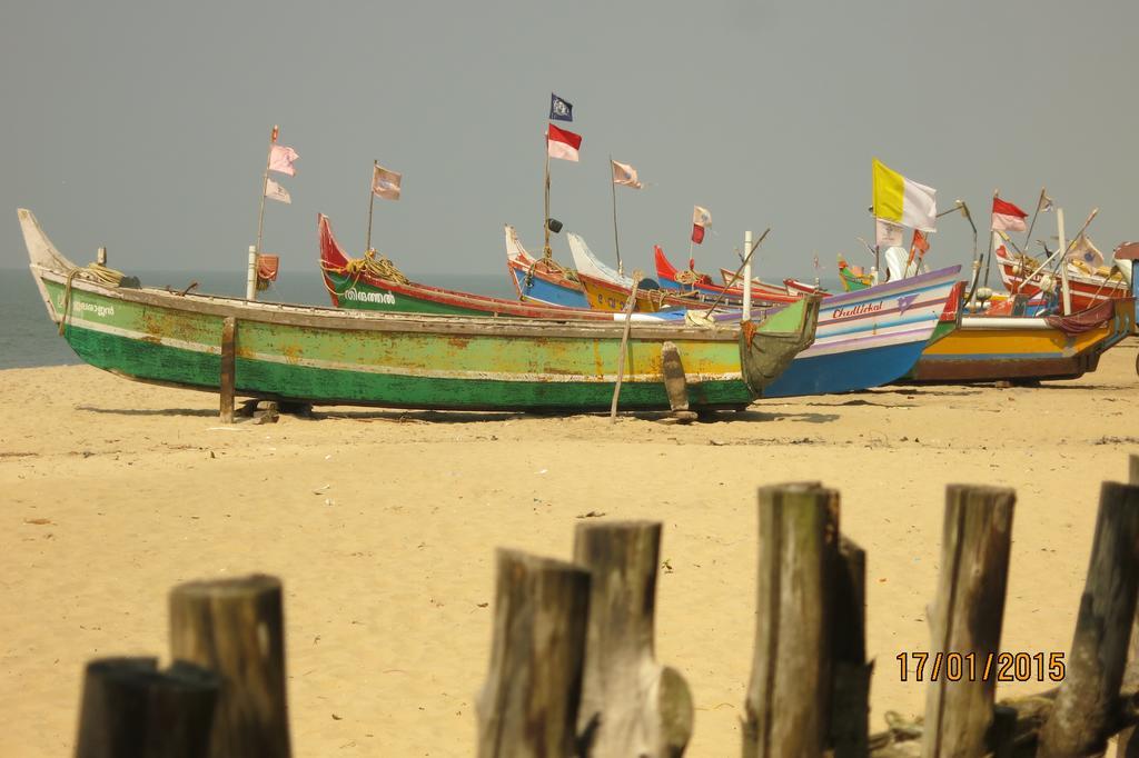 Marari Secret Beach Yoga Homestay Mararikulam Eksteriør billede