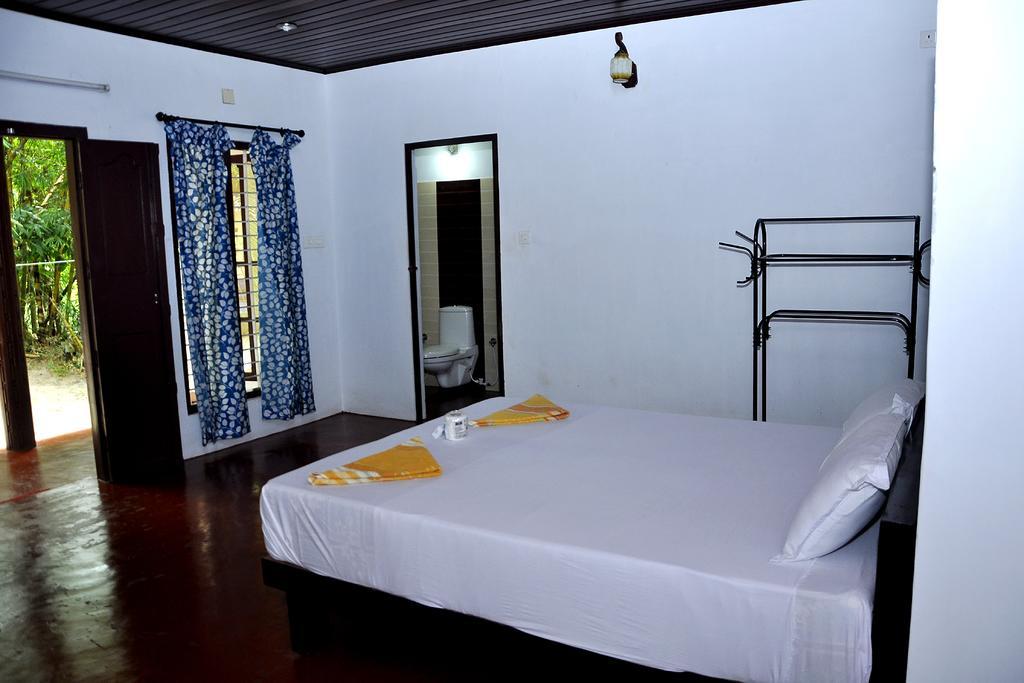 Marari Secret Beach Yoga Homestay Mararikulam Eksteriør billede